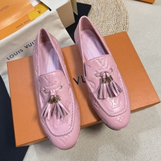 Louis Vuitton Low Shoes